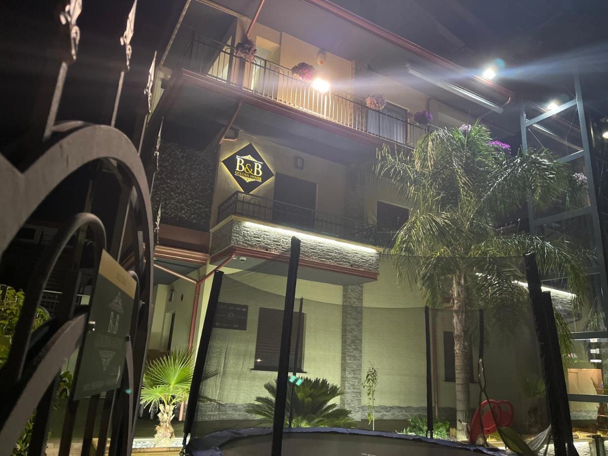 B&B Golden House & Spa Rose Exterior foto